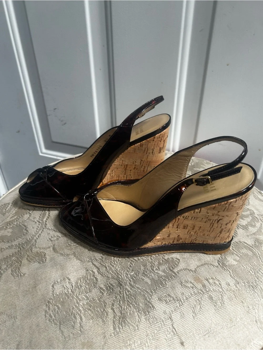 Stuart Weitzman  glossy tortoiseshell Patent leather  Peep-Toe Slingback Wedge - Picture 6 of 14